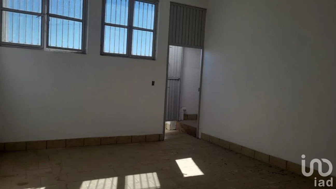 Oficina en Renta en Tlajomulco Centro, Tlajomulco de Zúñiga, Jalisco | NEX-272147 | iad México | Foto 3 de 10