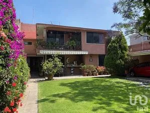 NEX-293891 - Casa en Venta, con 4 recamaras, con 5 baños, con 399 m2 de construcción en Lomas de Chapultepec IV Sección, CP 11000, Ciudad de México.
