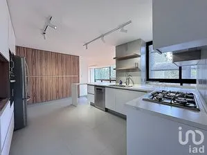 NEX-227917 - Departamento en Renta, con 2 recamaras, con 2 baños, con 180 m2 de construcción en Lomas de Chapultepec, CP 11000, Ciudad de México.