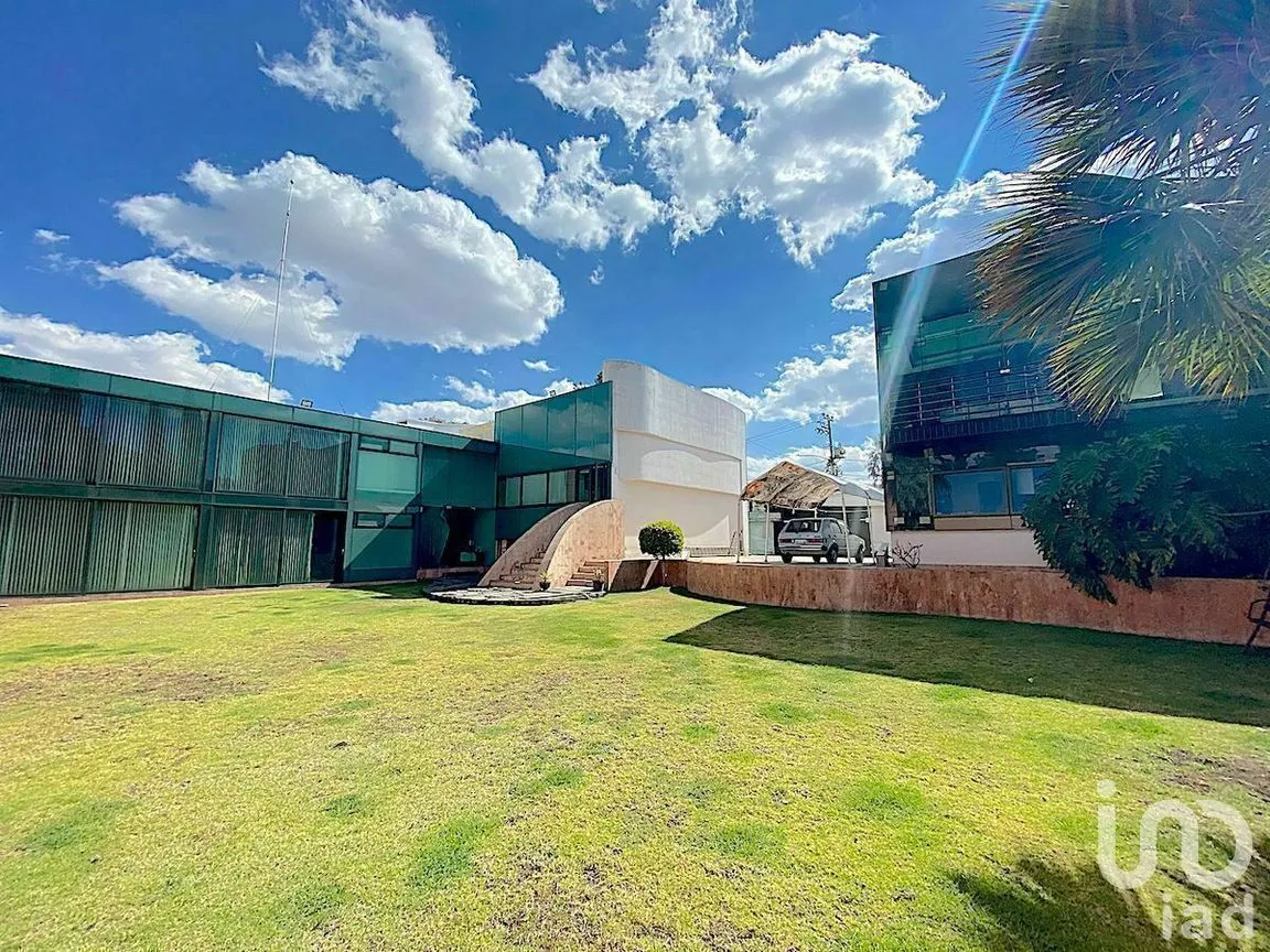 Casa en Venta en Ciudad Satélite, Naucalpan de Juárez, Estado de México | NEX-280699 | iad México | Foto 1 de 31