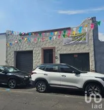 NEX-274490 - Casa en Venta, con 4 recamaras, con 3 baños, con 322.26 m2 de construcción en Capilla de Jesús, CP 44200, Jalisco.