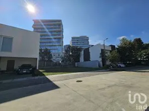 NEX-288324 - Terreno en Venta en Valle Real, CP 45019, Jalisco.