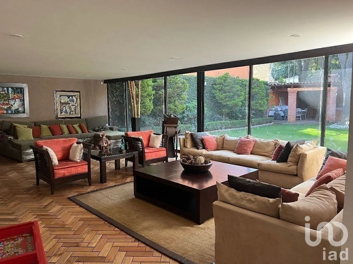 Casa en Venta en Jardines del Pedregal, Álvaro Obregón, Ciudad de México | NEX-232116 | iad México | Foto 2 de 19