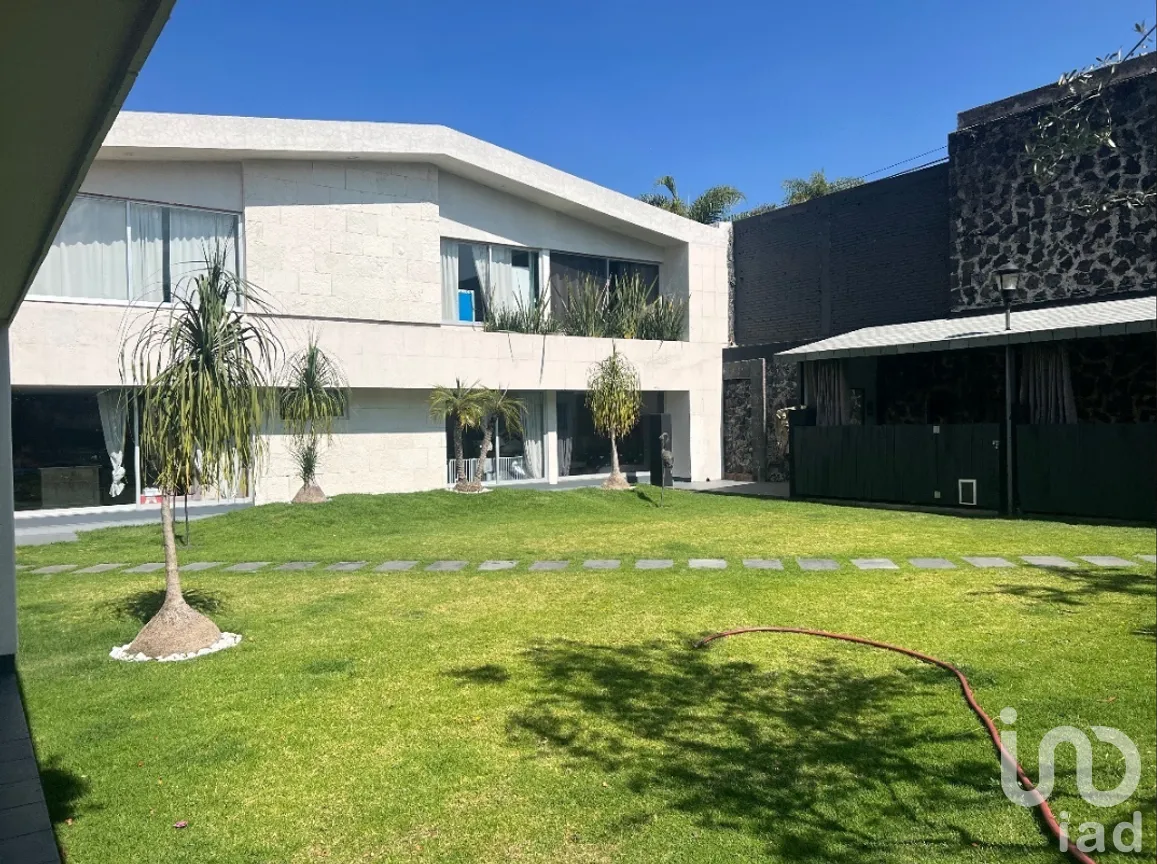 Casa en Venta en Jardines del Pedregal, Álvaro Obregón, Ciudad de México | NEX-271083 | iad México | Foto 2 de 26