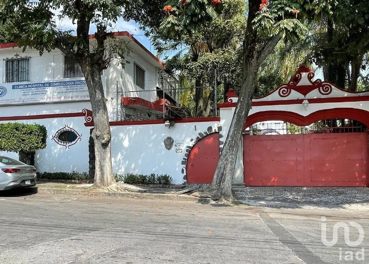 Casa en Venta en Reforma, Cuernavaca, Morelos | NEX-274638 | iad México | Foto 1 de 27