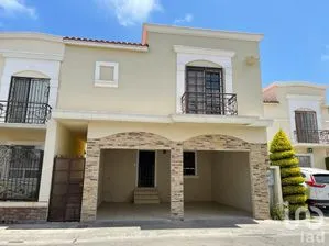 NEX-277911 - Casa en Venta, con 3 recamaras, con 2 baños en Verona Residencial, CP 22667, Baja California.