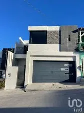 NEX-278767 - Casa en Venta, con 4 recamaras, con 2 baños, con 223 m2 de construcción en Estrella del Pacífico, CP 22667, Baja California.