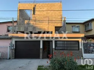 NEX-288040 - Casa en Venta, con 2 recamaras, con 1 baño, con 204 m2 de construcción en El Mirador, CP 22204, Baja California.