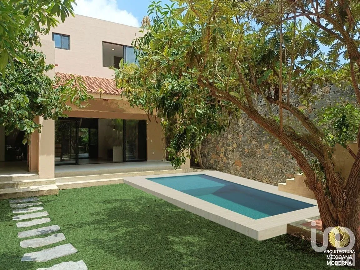 Casa en Venta en Del Carmen, Tepoztlán, Morelos | NEX-271236 | iad México | Foto 1 de 23