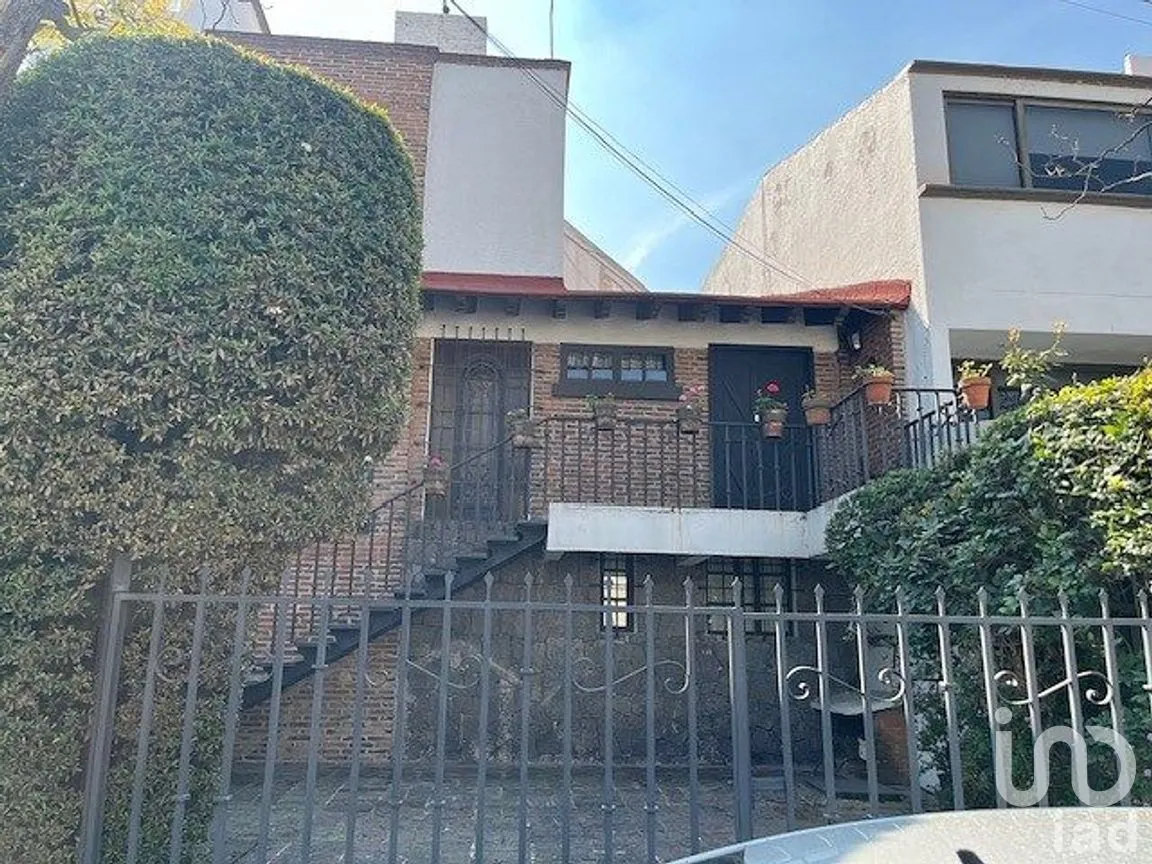 Casa en Venta en Atlamaya, Álvaro Obregón, Ciudad de México | NEX-284903 | iad México | Foto 1 de 28