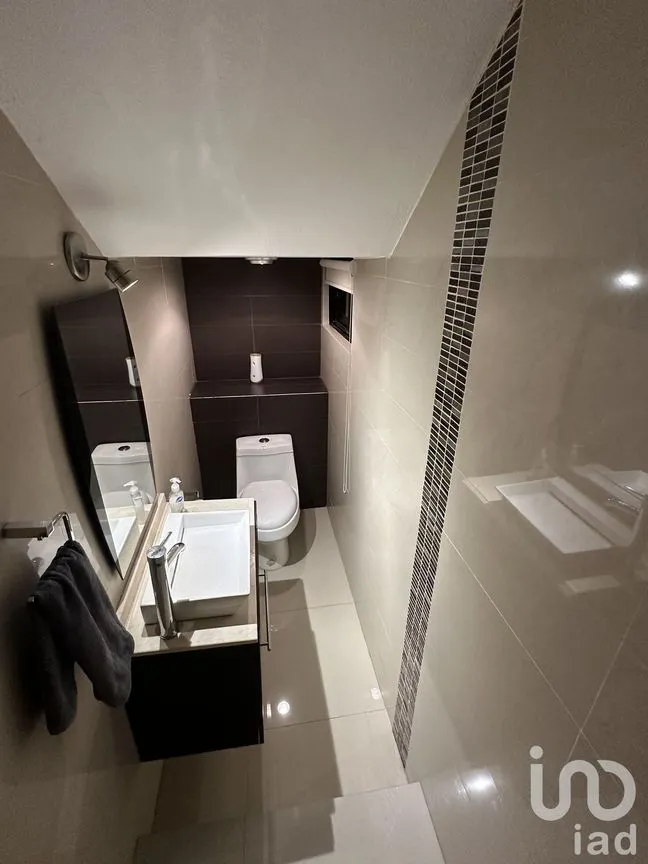 Casa en Venta en El Palomar Secc Panorámica, Tlajomulco de Zúñiga, Jalisco | NEX-232601 | iad México | Foto 6 de 28