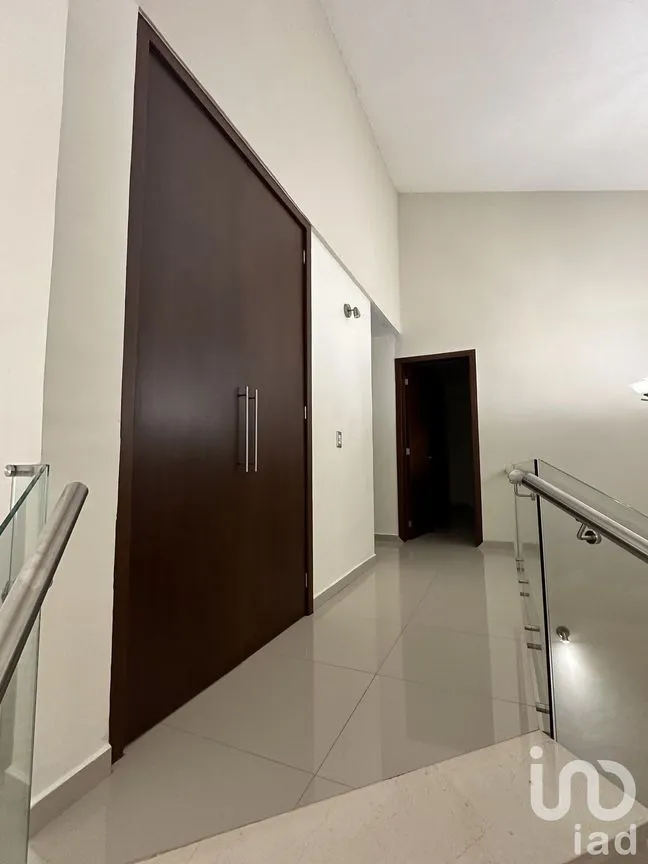 Casa en Venta en El Palomar Secc Panorámica, Tlajomulco de Zúñiga, Jalisco | NEX-232601 | iad México | Foto 8 de 28