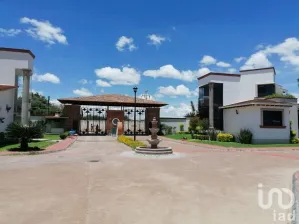 NEX-71702 - Casa en Venta, con 3 recamaras, con 2 baños, con 205 m2 de construcción en La Magdalena, CP 76750, Querétaro.