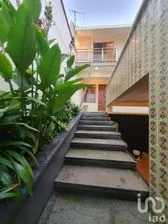 NEX-195700 - Casa en Venta, con 6 recamaras, con 3 baños, con 288 m2 de construcción en Maria Esther, CP 91033, Veracruz de Ignacio de la Llave.