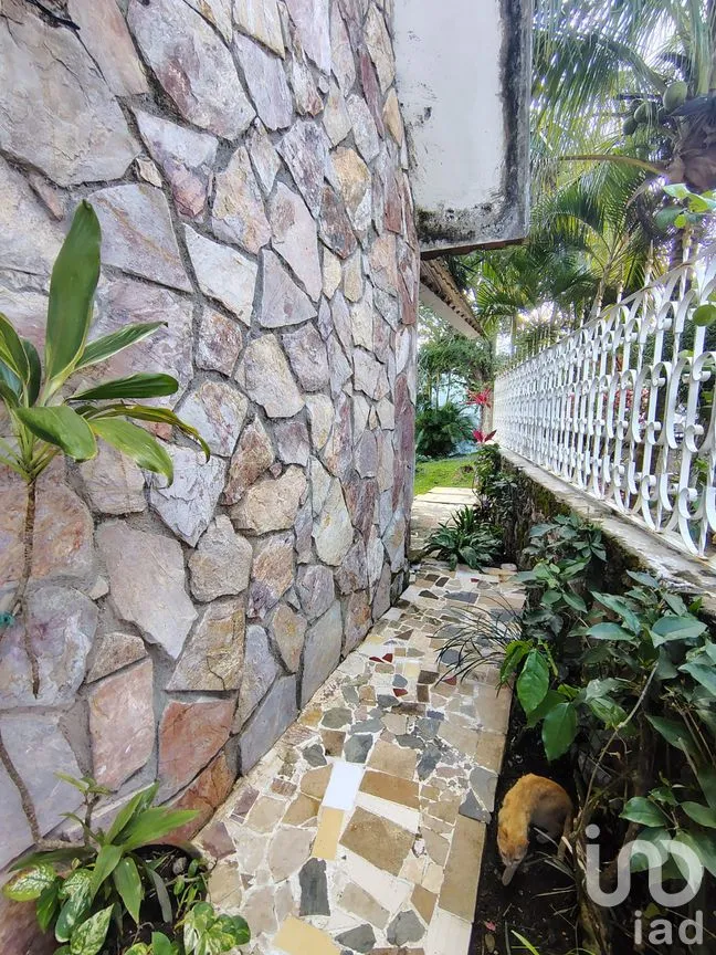 Casa en Venta en El Mirador, Catemaco, Veracruz de Ignacio de la Llave | NEX-240459 | iad México | Foto 18 de 50