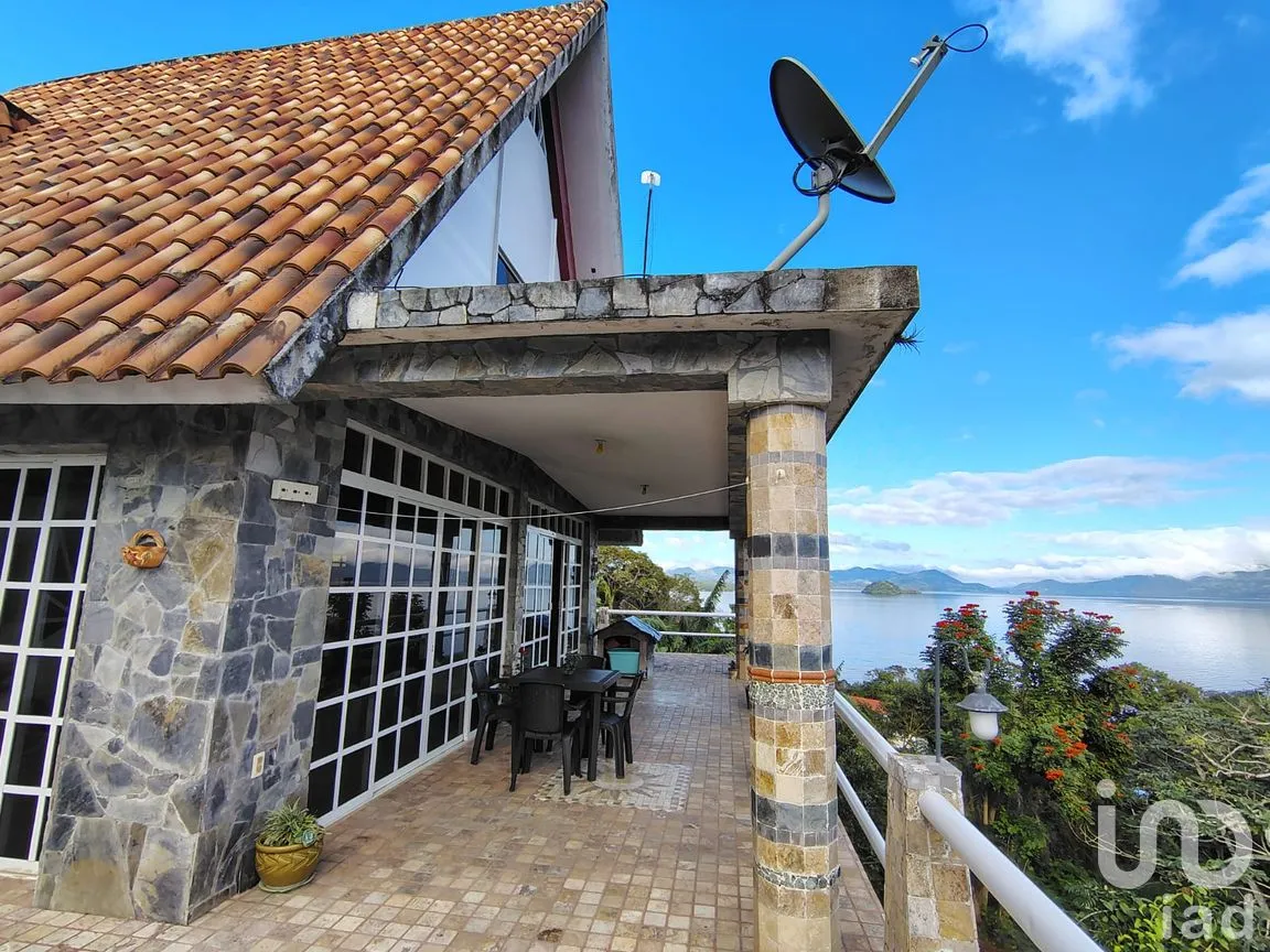 Casa en Venta en El Mirador, Catemaco, Veracruz de Ignacio de la Llave | NEX-240459 | iad México | Foto 5 de 50