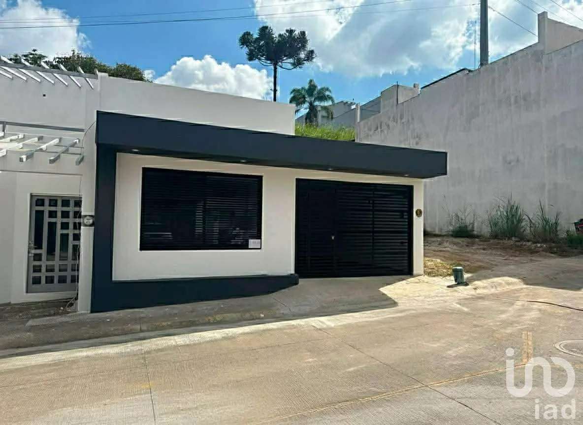 Casa en Venta en Residencial Las Cumbres, Xalapa, Veracruz de Ignacio de la Llave | NEX-265305 | iad México | Foto 2 de 13