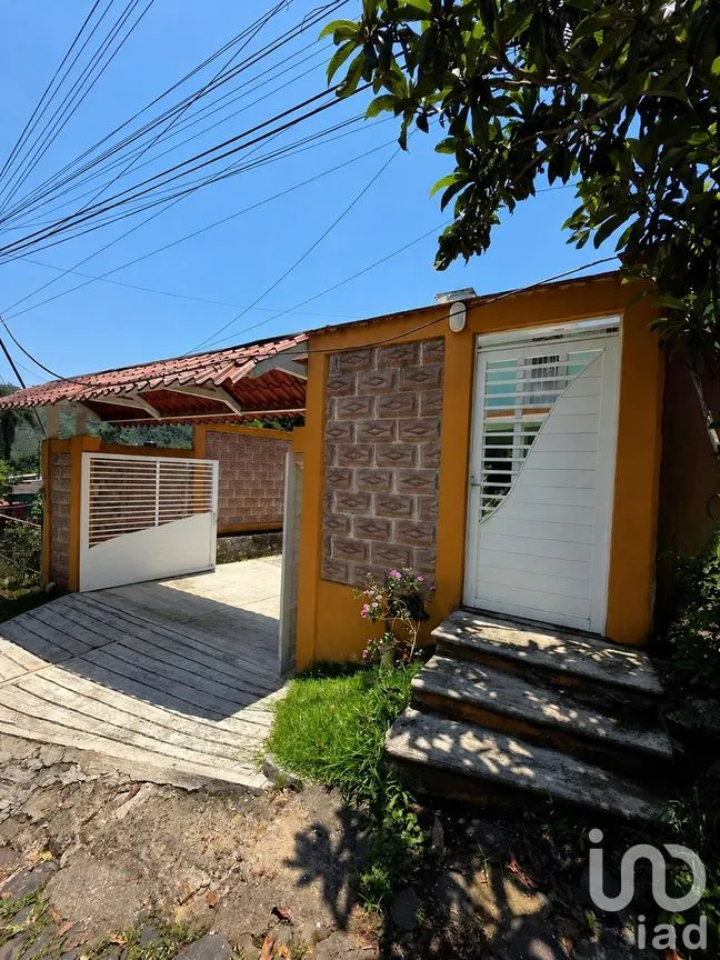 Casa en Venta en La Pitaya, Coatepec, Veracruz de Ignacio de la Llave | NEX-299263 | iad México | Foto 2 de 28