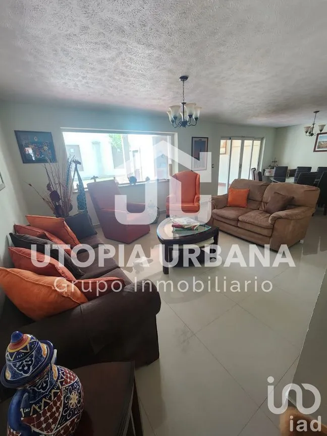 Casa en Venta en Valle Alto, Reynosa, Tamaulipas | NEX-228881 | iad México | Foto 6 de 8