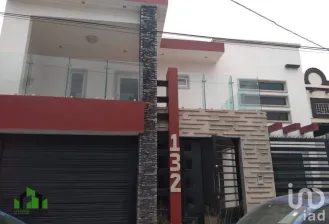 NEX-75510 - Casa en Venta, con 4 recamaras, con 4 baños en Las Fuentes Sección Lomas, CP 88703, Tamaulipas.
