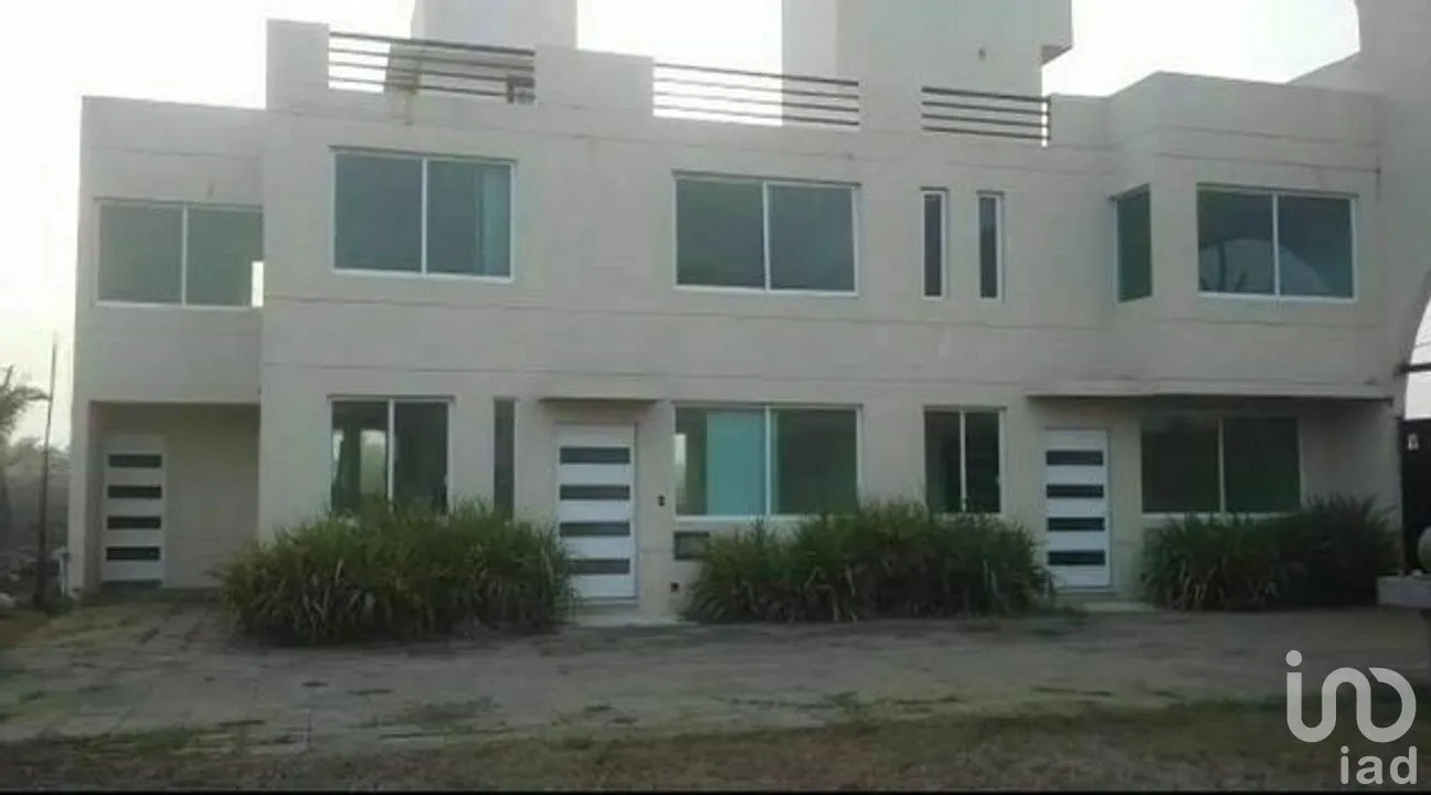 Casa en Venta en Barra Vieja, Acapulco de Juárez, Guerrero | NEX-278524 | iad México | Foto 5 de 9