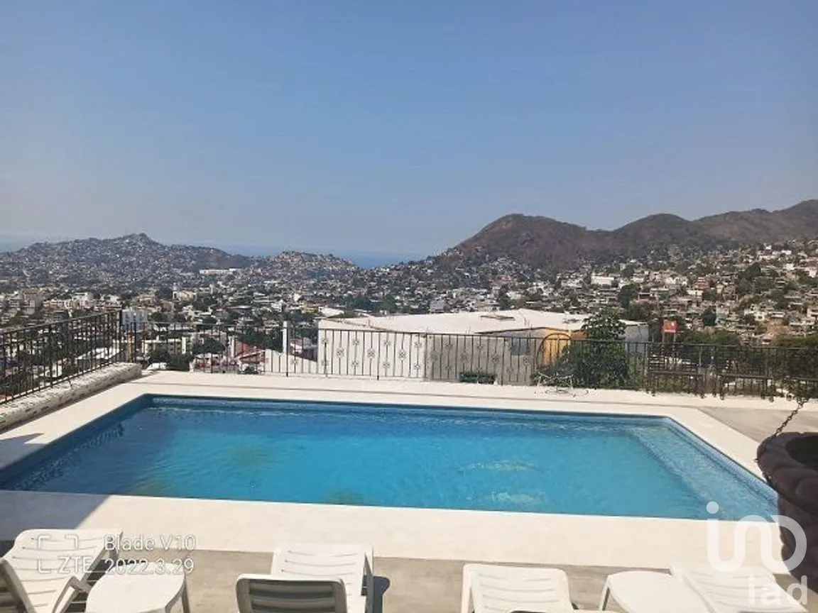 Casa en Venta en Francisco Villa, Acapulco de Juárez, Guerrero | NEX-278528 | iad México | Foto 2 de 19