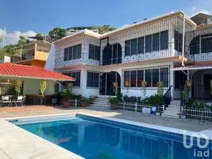 NEX-278528 - Casa en Venta, con 5 recamaras, con 6 baños en Francisco Villa, CP 39610, Guerrero.