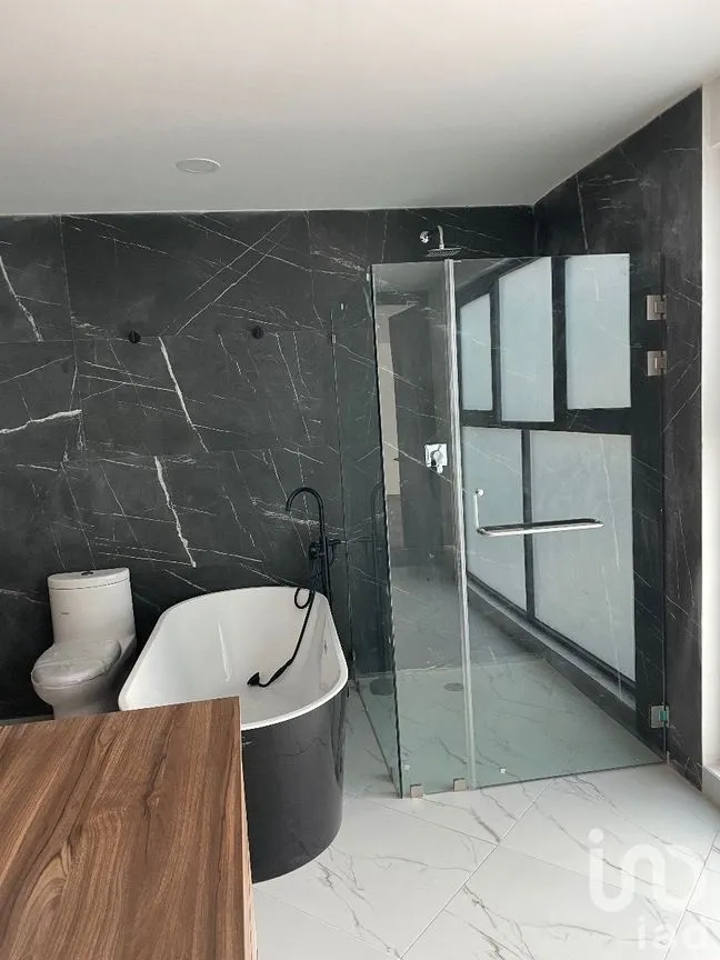 Casa en Venta en Letrán Valle, Benito Juárez, Ciudad de México | NEX-229866 | iad México | Foto 8 de 34