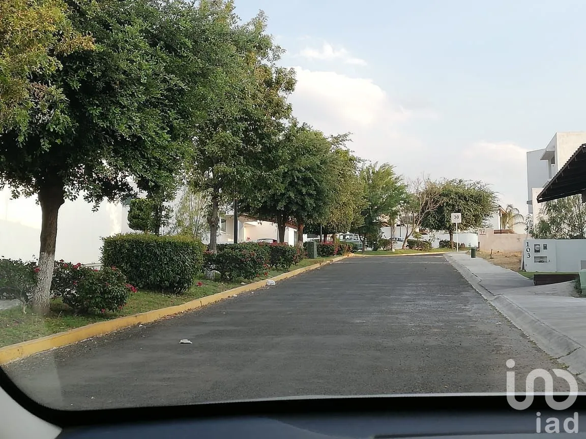 Casa en Venta en Hacienda Real Tejeda, Corregidora, Querétaro | NEX-266917 | iad México | Foto 3 de 15