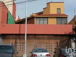 NEX-270145 - Casa en Venta, con 3 recamaras, con 2 baños, con 258 m2 de construcción en Colina del Sur, CP 01430, Ciudad de México.