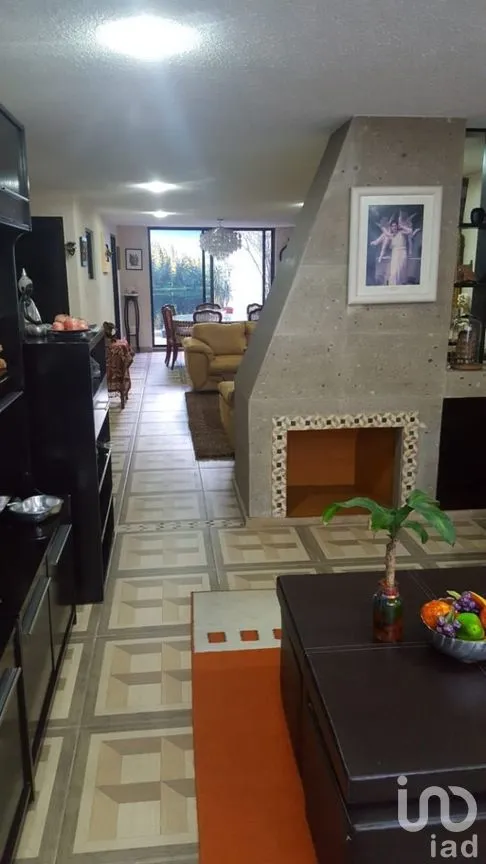 Casa en Venta en Del Carmen, Coyoacán, Ciudad de México | NEX-276209 | iad México | Foto 1 de 18