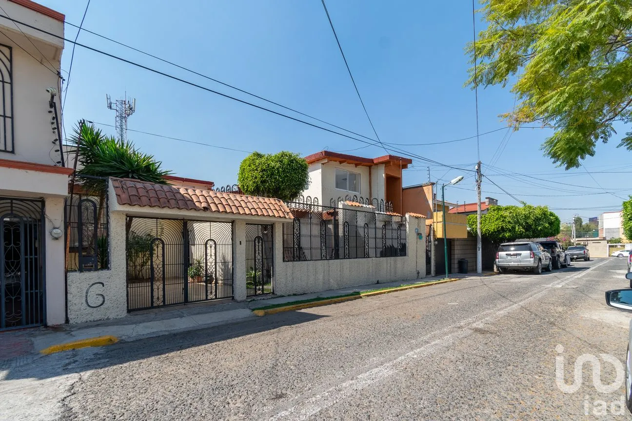 Casa en Venta en Electra, Tlalnepantla de Baz, México | NEX-191933 | iad México | Foto 1 de 27
