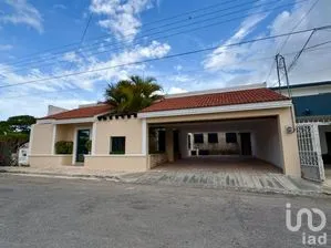 NEX-280872 - Casa en Venta, con 6 recamaras, con 6 baños, con 563.02 m2 de construcción en Campestre, CP 97120, Yucatán.