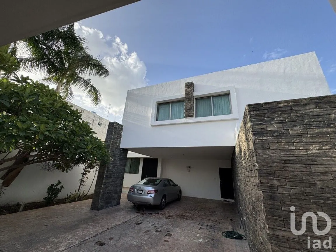Casa en Venta en Montebello, Mérida, Yucatán | NEX-280874 | iad México | Foto 2 de 30