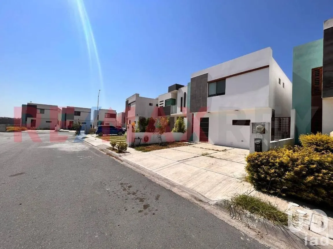 Casa en Renta en Vista Hermosa, Reynosa, Tamaulipas | NEX-229856 | iad México | Foto 3 de 20