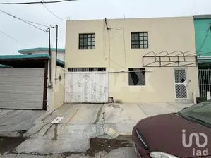 NEX-288231 - Casa en Renta, con 3 recamaras, con 2 baños en Aztlán, CP 88740, Tamaulipas.