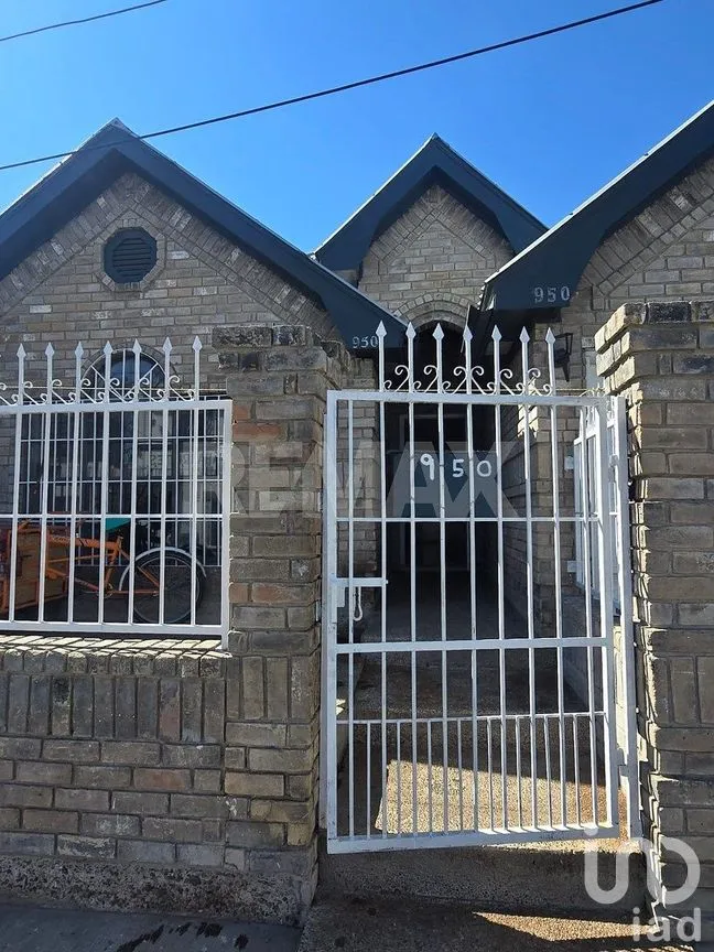 Casa en Venta en Ferrocarril Zona Centro, Reynosa, Tamaulipas | NEX-290227 | iad México | Foto 2 de 28