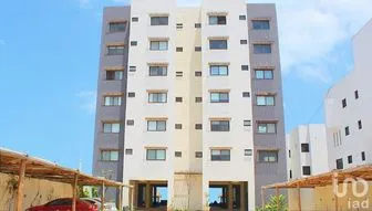 NEX-201524 - Departamento en Venta, con 3 recamaras, con 4 baños, con 220 m2 de construcción en Chicxulub Puerto, CP 97330, Yucatán.