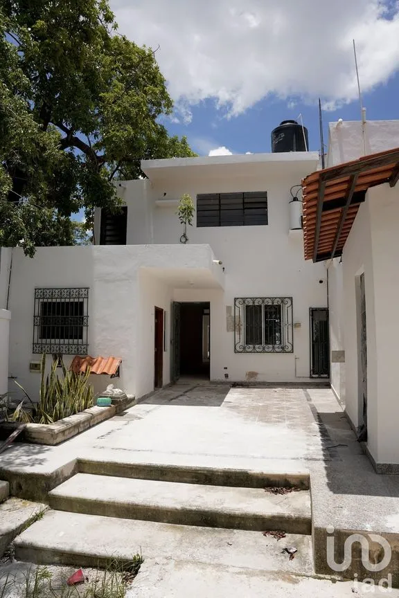 Casa en Venta en Mérida Centro, Mérida, Yucatán | NEX-231793 | iad México | Foto 1 de 9