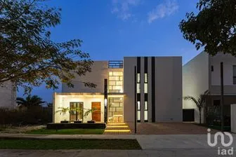 NEX-272255 - Casa en Venta, con 4 recamaras, con 4 baños, con 362 m2 de construcción en Cabo Norte, CP 97305, Yucatán.