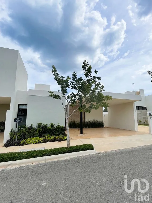 Casa en Venta en Conkal, Conkal, Yucatán | NEX-277155 | iad México | Foto 1 de 25