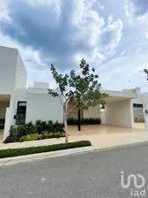 NEX-277155 - Casa en Venta, con 2 recamaras, con 2 baños, con 116 m2 de construcción.