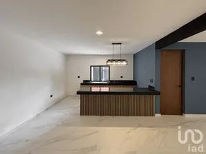 NEX-282840 - Casa en Venta, con 3 recamaras, con 3 baños, con 181.2 m2 de construcción en Juan B Sosa, CP 97205, Yucatán.