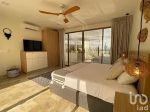 NEX-284236 - Departamento en Renta, con 3 recamaras, con 3 baños, con 230 m2 de construcción.