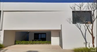 NEX-72347 - Casa en Venta, con 3 recamaras, con 4 baños, con 195 m2 de construcción en Cholul, CP 97305, Yucatán.