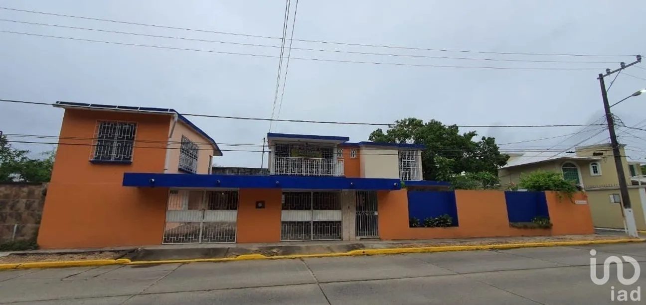 Casa en Venta en Del Maestro, Minatitlán, Veracruz | NEX-201196 | iad México | Foto 1 de 12
