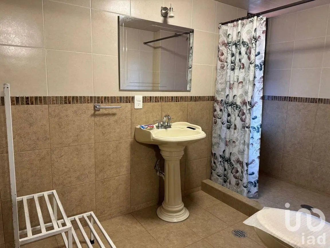 Casa en Venta en Viveros de La Loma, Tlalnepantla de Baz, Estado De México | NEX-226701 | iad México | Foto 18 de 25
