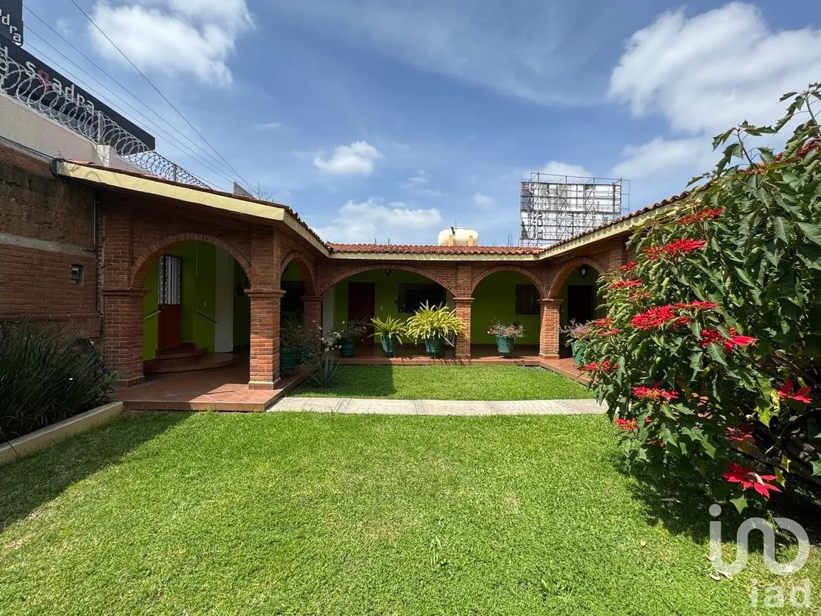 Casa en Venta en San Francisco Coacalco (Cabecera Municipal), Coacalco de Berriozábal, Estado de México | NEX-274651 | iad México | Foto 2 de 35
