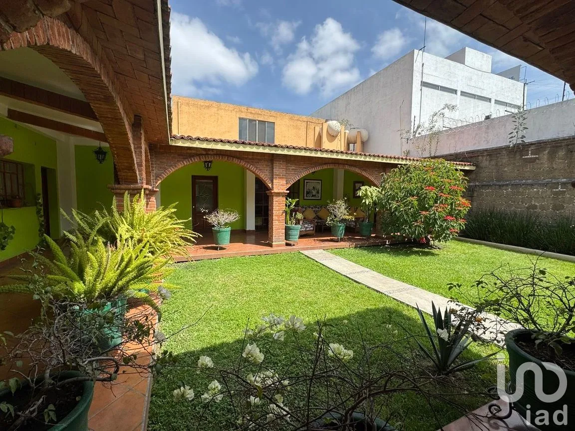 Casa en Venta en San Francisco Coacalco (Cabecera Municipal), Coacalco de Berriozábal, Estado de México | NEX-274651 | iad México | Foto 3 de 35