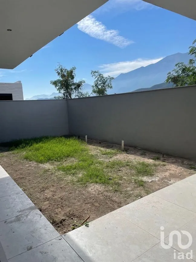 Casa en Venta en Encinos del Vergel, Monterrey, Nuevo León | NEX-103954 | iad México | Foto 8 de 21